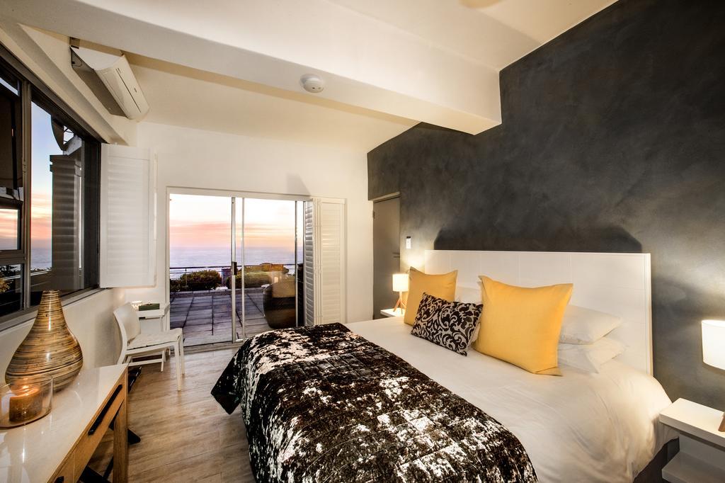 Atholl House Hotel Camps Bay Exterior photo